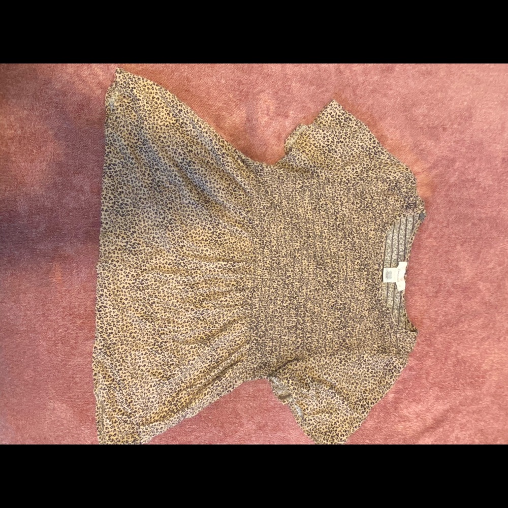 Faux Cheetah Print scrunch top with “peplum”